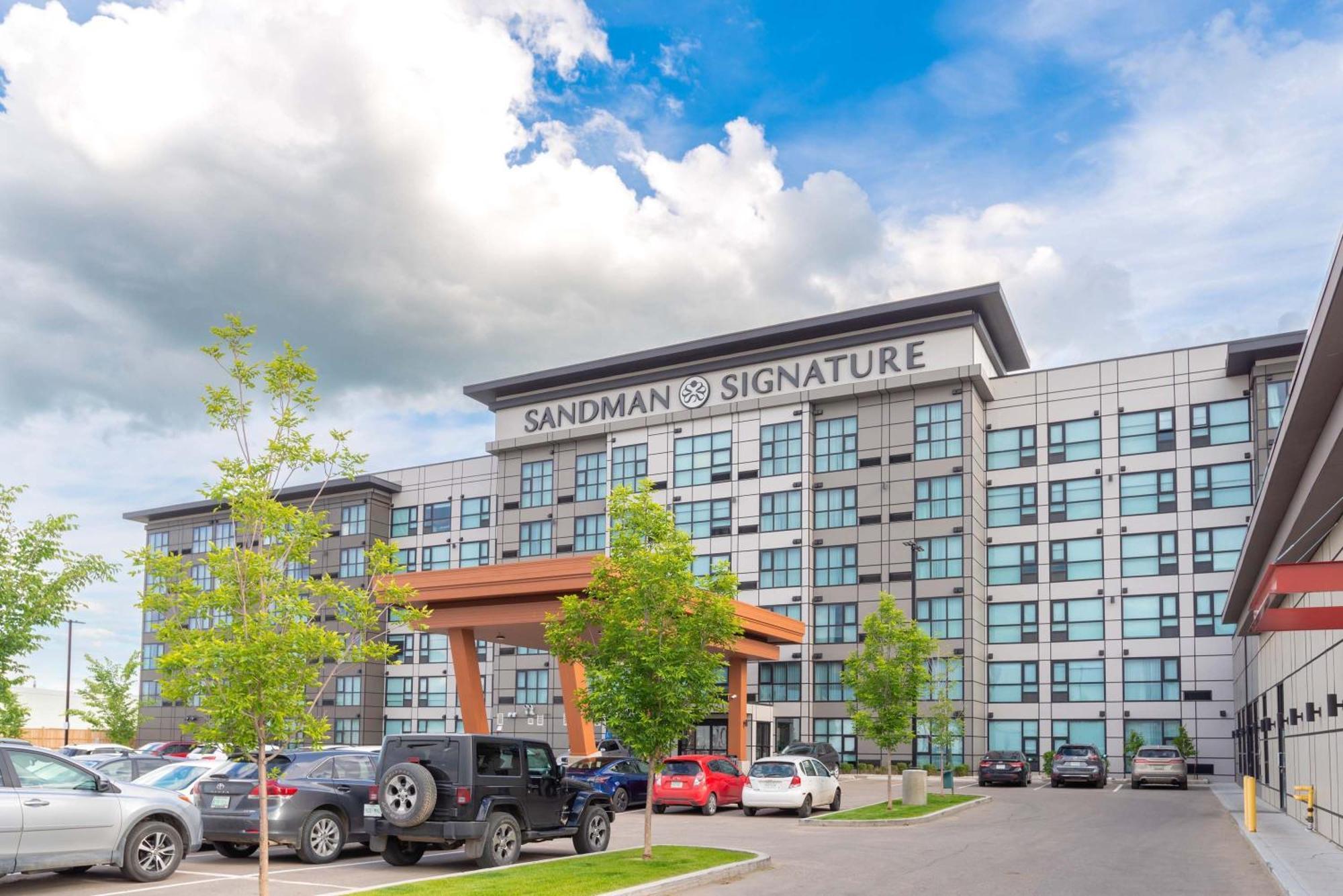 Sandman Signature Saskatoon South Hotel Екстер'єр фото